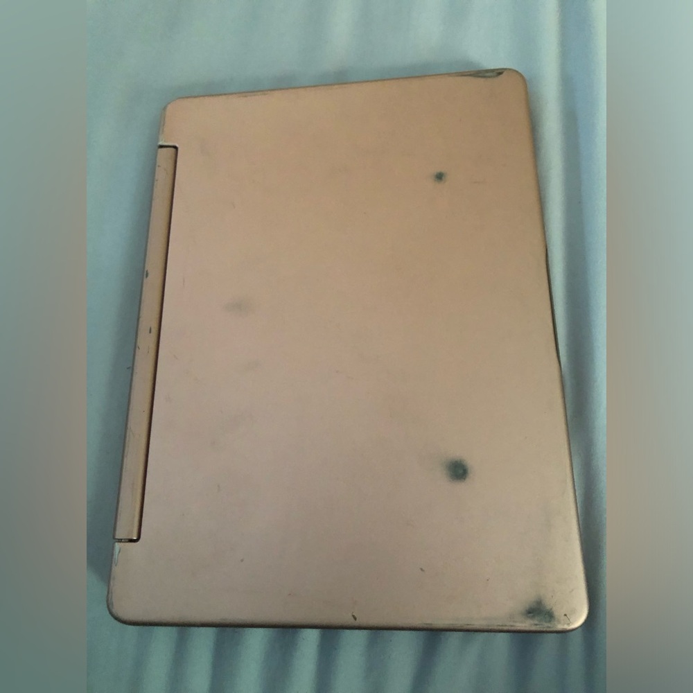 IPad Keyboard & Case - Picture 4 of 4
